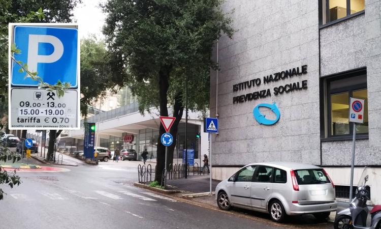 Macerata, abbonamento Apm invalidato dopo delibera comunale. "Una prepotenza verso i cittadini"