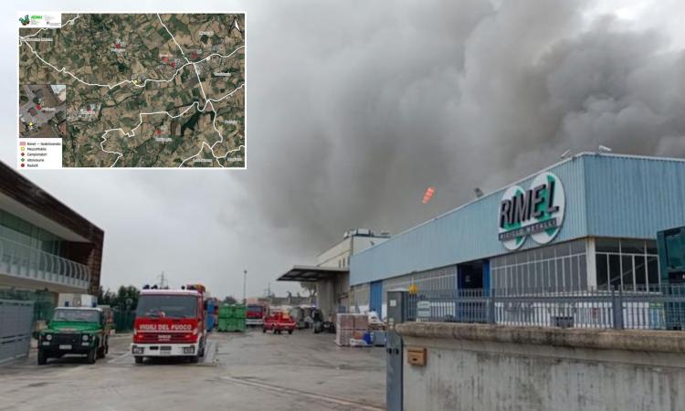 Incendio Rimel, nuovi dati Arpam: "Concentrazioni elevate di diossine e metalli pesanti nella fase acuta" Incendio Rimel, nuovi dati Arpam: "Concentrazioni elevate di diossine e metalli pesanti nella fase acuta"