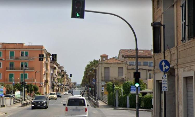 Potenza Picena, in arrivo nuovo 'super semaforo' lungo la Statale 16: le multe scattano in automatico