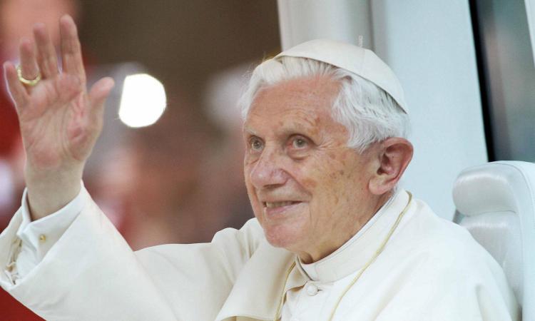 È morto il Papa emerito Benedetto XVI: "Teologo che non ha mai separato la fede dalla ragione" È morto il Papa emerito Benedetto XVI: "Teologo che non ha mai separato la fede dalla ragione"