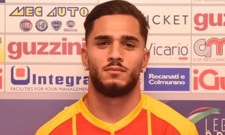 La Recanatese mette le ali: dall'Avellino arriva Giuseppe Guadagni La Recanatese mette le ali: dall'Avellino arriva Giuseppe Guadagni