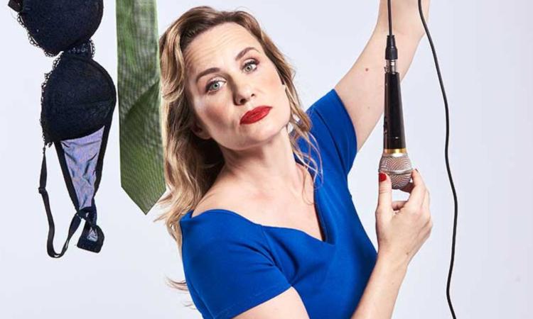 Tolentino, "Tranquilli, poi vi spiego": la comicità di Laura Formenti sul palco del Politeama Tolentino, "Tranquilli, poi vi spiego": la comicità di Laura Formenti sul palco del Politeama