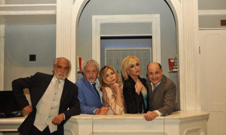 San Severino, in esclusiva regionale al Feronia "Se devi dire una bugia dilla grossa": nel cast Paola Barale