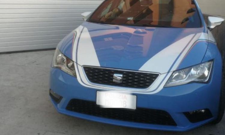 Civitanova, hashish e marijuana in auto e in casa: arrestato pusher 25enne Civitanova, hashish e marijuana in auto e in casa: arrestato pusher 25enne