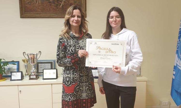 Macerata, giovani talenti crescono: pagella d'oro per Elena Cesca del "Galilei" Macerata, giovani talenti crescono: pagella d'oro per Elena Cesca del "Galilei"