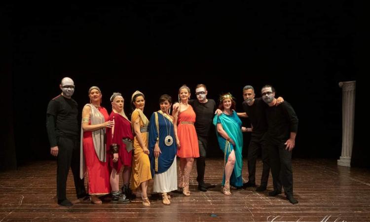 Recanati, la compagnia "Il Teatro dei Superpoteri" è tra le migliori cinque nelle Marche Recanati, la compagnia "Il Teatro dei Superpoteri" è tra le migliori cinque nelle Marche