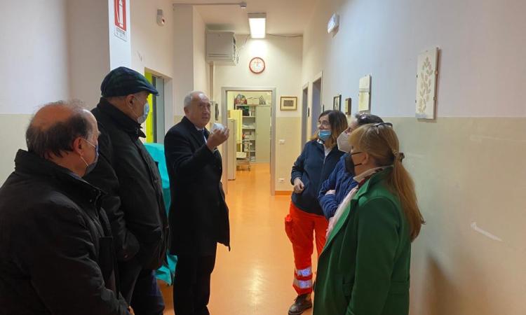 Matelica, l'assessore Saltamartini in visita all'ospedale: previsti investimenti sulla struttura