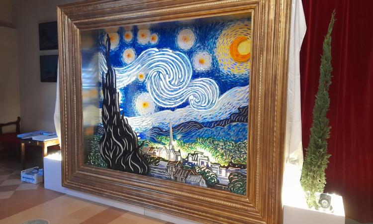 A Tolentino un'installazione ispirata alla "Notte stellata" di Van Gogh