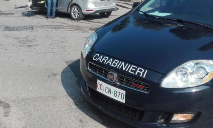 Sciacalli del sisma a Castelraimondo. Cerca di rubare in un albergo inagibile: denunciato