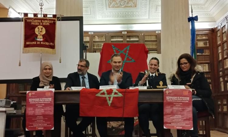 Macerata, incontro con la comunità marocchina: presente la madre di Cheddira Macerata, incontro con la comunità marocchina: presente la madre di Cheddira