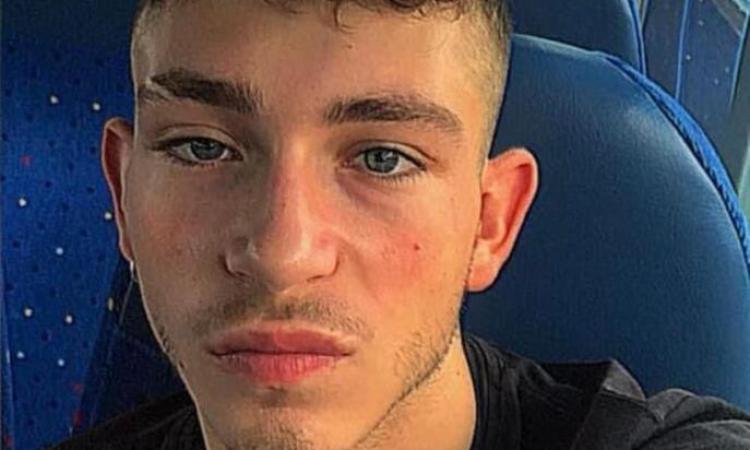 Colpito da un proiettile in un agguato: il giovane Thomas Bricca non ce l’ha fatta Colpito da un proiettile in un agguato: il giovane Thomas Bricca non ce l’ha fatta