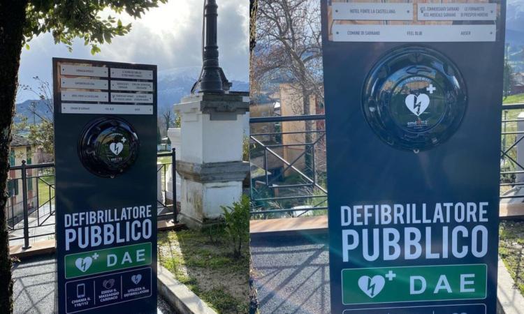 Sarnano, installato un defibrillatore pubblico in piazza della Libertà