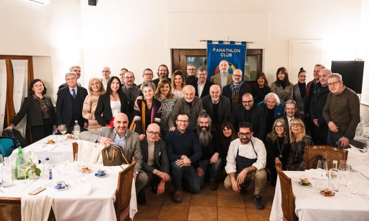 Macerata, il Panathlon club presenta "Marche d'autore": traguardi umani e sportivi Macerata, il Panathlon club presenta "Marche d'autore": traguardi umani e sportivi