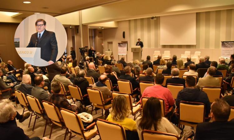Polo Amazon nelle Marche, Latini: "Un salto di qualità per economia, lavoro e socialità" Polo Amazon nelle Marche, Latini: "Un salto di qualità per economia, lavoro e socialità"