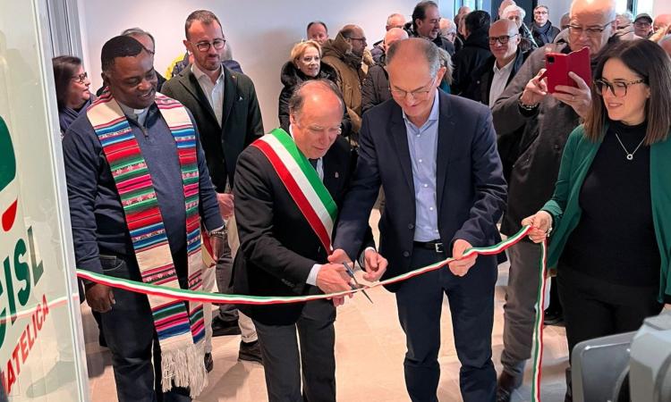 Matelica, inaugurata la nuova sede della Cisl: tavola rotonda su Pnrr e fondi europei Matelica, inaugurata la nuova sede della Cisl: tavola rotonda su Pnrr e fondi europei