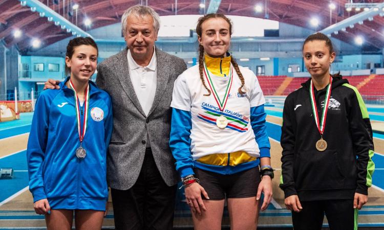 Marcia, la 16enne Elisa Marini è medaglia di bronzo ai Campionati Italiani Indoor Marcia, la 16enne Elisa Marini è medaglia di bronzo ai Campionati Italiani Indoor