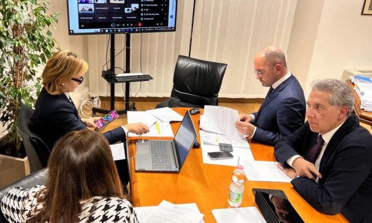 Cas e Sae, scadenza provvisoria slitta al 31 maggio: "Lavoriamo a una programmazione definitiva" Cas e Sae, scadenza provvisoria slitta al 31 maggio: "Lavoriamo a una programmazione definitiva"