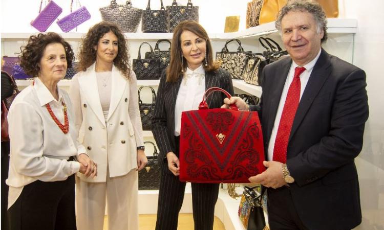 Mipel, Valentino Orlandi riceve la visita del ministro Daniela Santanché Mipel, Valentino Orlandi riceve la visita del ministro Daniela Santanché