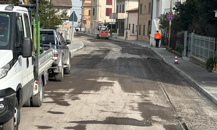 Civitanova, via Pigafetta: "Nuovi marciapiedi dopo 40 anni" Civitanova, via Pigafetta: "Nuovi marciapiedi dopo 40 anni"