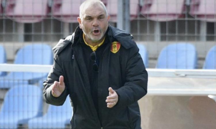 Serie C, Meli scappa ma Carpani recupera: Siena e Recanatese non si fanno male Serie C, Meli scappa ma Carpani recupera: Siena e Recanatese non si fanno male