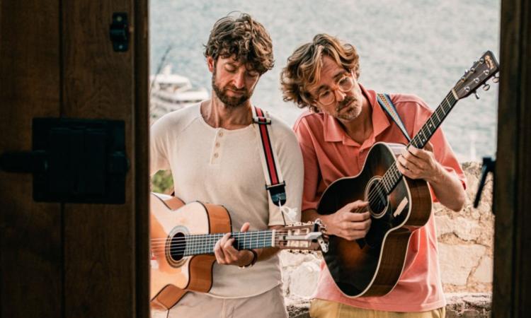 Porto Recanati, Kings of Convenience live all'Arena Gigli: è l'unica data in Italia per il duo Porto Recanati, Kings of Convenience live all'Arena Gigli: è l'unica data in Italia per il duo