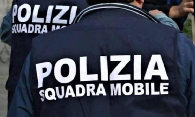 Omicidio Capodarco, il marito della vittima ai domiciliari. Si attende interrogatorio Omicidio Capodarco, il marito della vittima ai domiciliari. Si attende interrogatorio