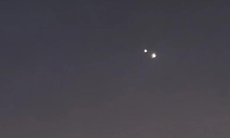 Due punti luminosi nei cieli maceratesi: è lo spettacolo del "bacio" tra Venere e Giove