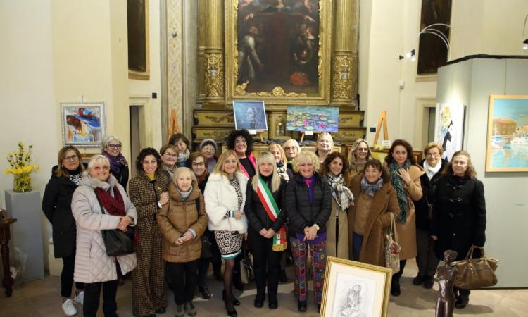 San Severino celebra l'8 marzo: pittrici locali tornano ad esporre in piazza