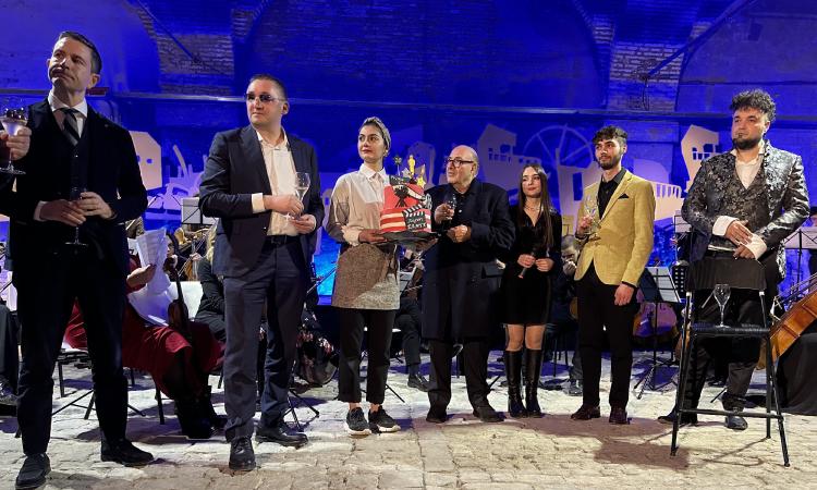 Al via il festival 'Prima scena' con Dante Ferretti: per i suoi 80 anni concerto con Enrico Melozzi