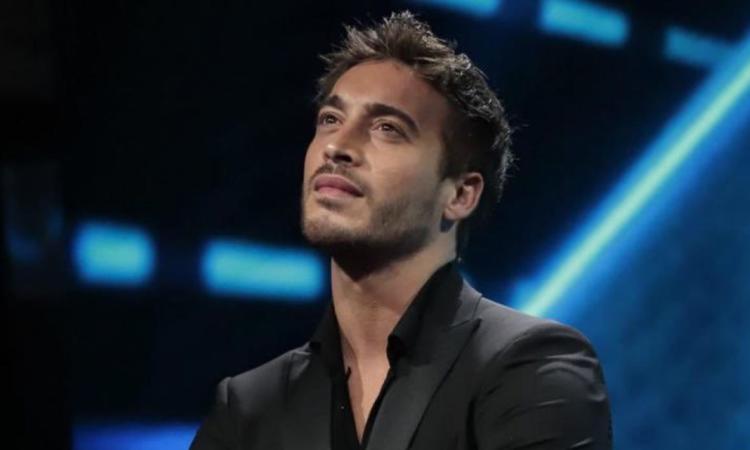 Dal Gf Vip 2023 a Civitanova Marche, Antonino Spinalbese ospite al Donoma club