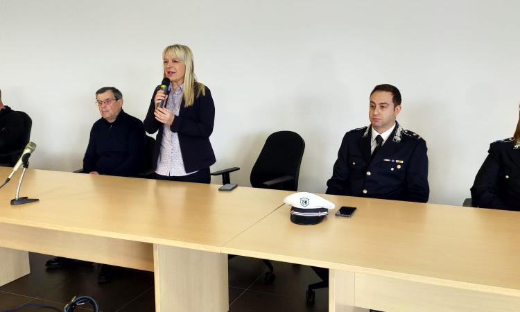 San Severino, la polizia locale sale in cattedra per dire no alla droga: "Il problema ci riguarda tutti" San Severino, la polizia locale sale in cattedra per dire no alla droga: "Il problema ci riguarda tutti"