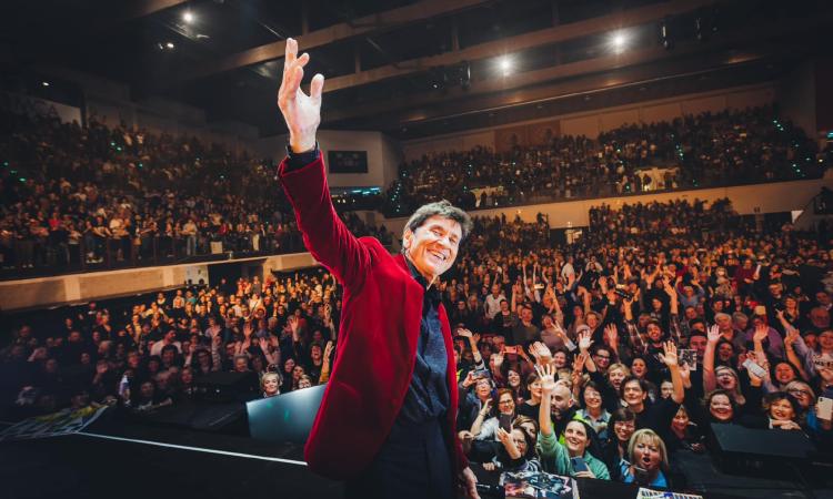 Il Go Gianni Go tour fa tappa nelle Marche: Morandi in concerto ad Ancona