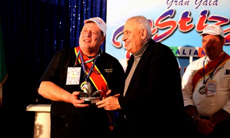 Civitanova, gara tra chef per il miglior piatto con la cozza tarantina: sfida a colpi di gusto (FOTO) Civitanova, gara tra chef per il miglior piatto con la cozza tarantina: sfida a colpi di gusto (FOTO)