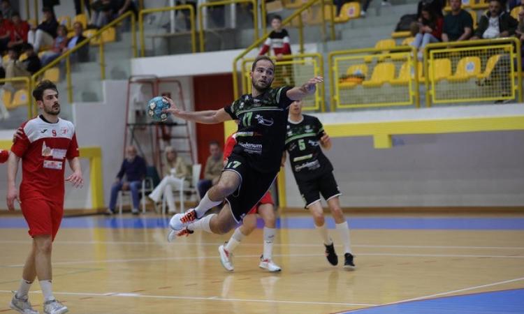 Pallamano, la Macagi Cingoli sa solo vincere: anche Teramo finisce ko