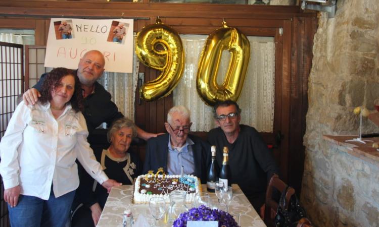 Nello Roganti spegne 90 candeline: è festa a Pollenza (FOTO)