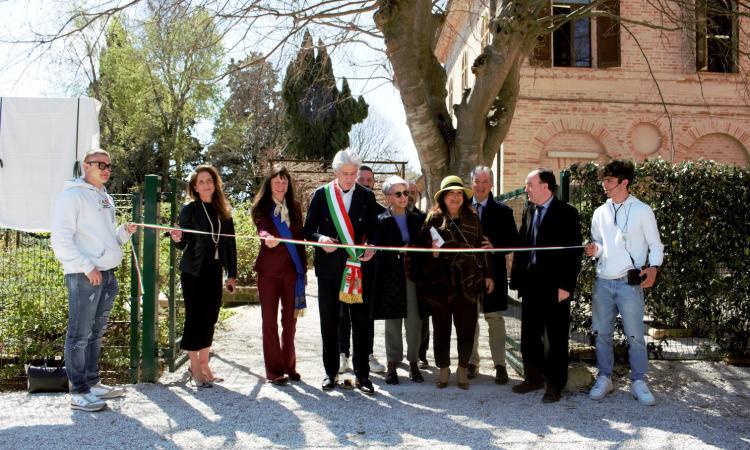 Macerata, Istituto Agrario: inaugurato il giardino intitolato a Carlotta Parisani Strampelli