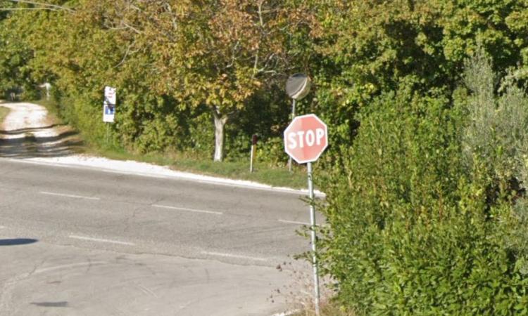 Tolentino, scuola in contrada Bura senza fermata per l'autobus: il Comune corre ai ripari