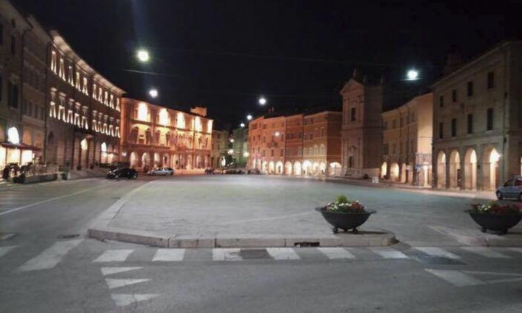 San Severino, costi dell'energia meno cari: l'illuminazione pubblica torna a pieno regime San Severino, costi dell'energia meno cari: l'illuminazione pubblica torna a pieno regime