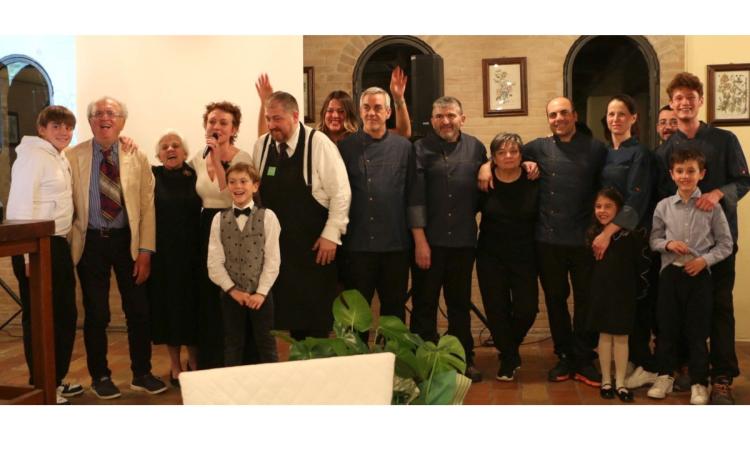 Macerata, 'Le Case Resort' festeggia 30 anni di attività con una cena di gala