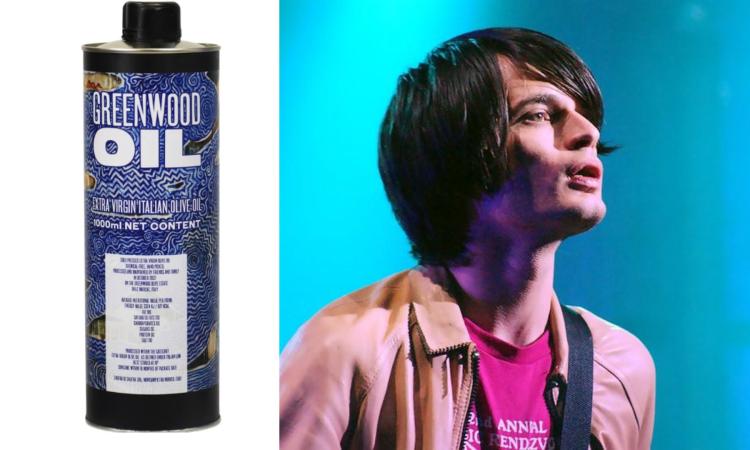 Jonny Greenwood e l'olio prodotto nelle Marche: bottiglie in vendita a 67 euro al litro