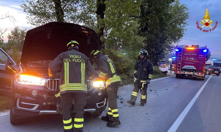 Montefano, scontro frontale tra due auto: sei feriti in ospedale