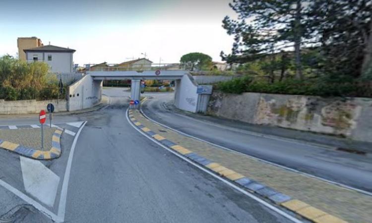 Tolentino, controlli sul sottovia tra viale Vittorio Veneto e via Murat: cambia la viabilità Tolentino, controlli sul sottovia tra viale Vittorio Veneto e via Murat: cambia la viabilità