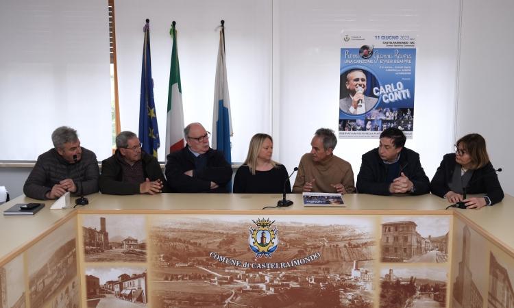 Il premio Ravera trasloca, da Tolentino a Castelraimondo: Carlo Conti conduttore dell'evento