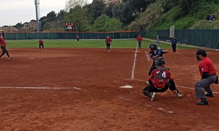 Macerata Softball, sconfitta di corto muso contro Saronno: Trzcinski decisiva Macerata Softball, sconfitta di corto muso contro Saronno: Trzcinski decisiva