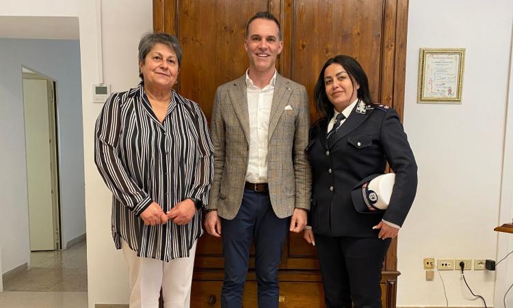 Morrovalle, Caterina Francinella in pensione: Cinzia Latini nuova comandante della polizia locale Morrovalle, Caterina Francinella in pensione: Cinzia Latini nuova comandante della polizia locale