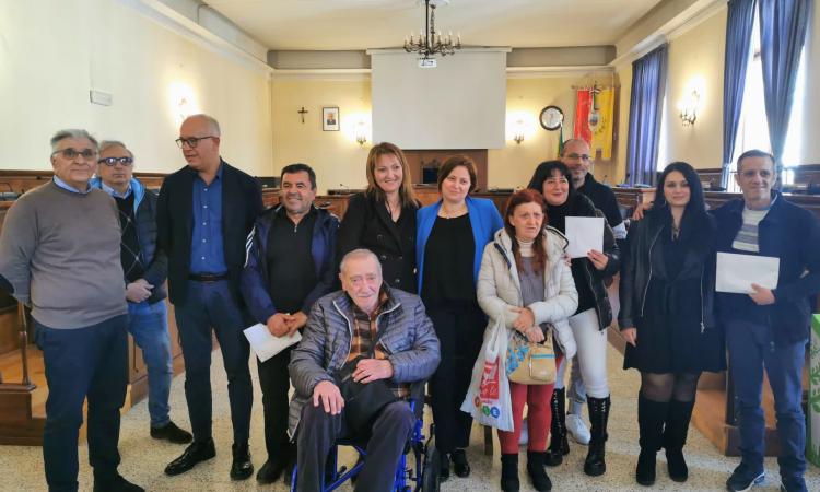 Civitanova, consegnate 13 case popolari alle famiglie: "Risposta concreta a un'esigenza vera" Civitanova, consegnate 13 case popolari alle famiglie: "Risposta concreta a un'esigenza vera"