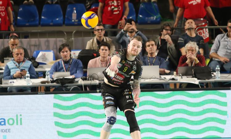 Finale Lube-Trento, fissata la data di gara 4: ecco quando si gioca e come acquistare i biglietti Finale Lube-Trento, fissata la data di gara 4: ecco quando si gioca e come acquistare i biglietti