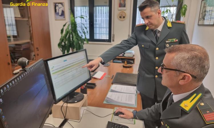 Da Macerata a San Marino sino alla California: lo strano giro per far sparire il denaro "sporco"