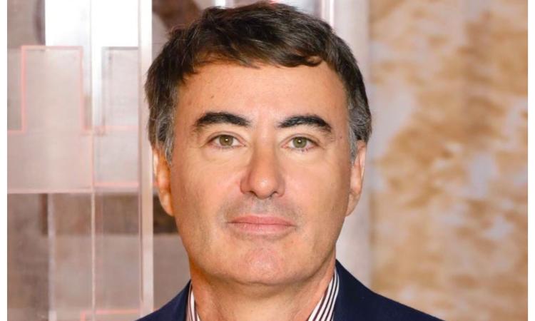 San Severino, svelato il cartellone "Aperti per Ferie": doppio appuntamento con Giorgio Zanchini San Severino, svelato il cartellone "Aperti per Ferie": doppio appuntamento con Giorgio Zanchini