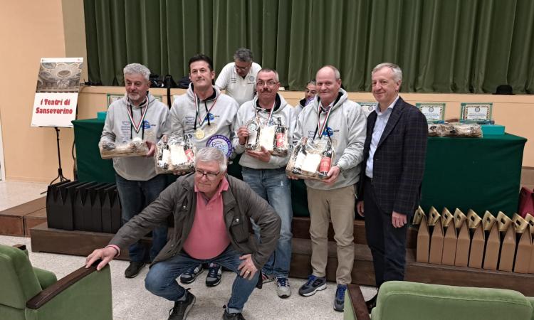 Pesca sportiva, premiati i campioni provinciali: spiccano gli atleti di San Severino Pesca sportiva, premiati i campioni provinciali: spiccano gli atleti di San Severino